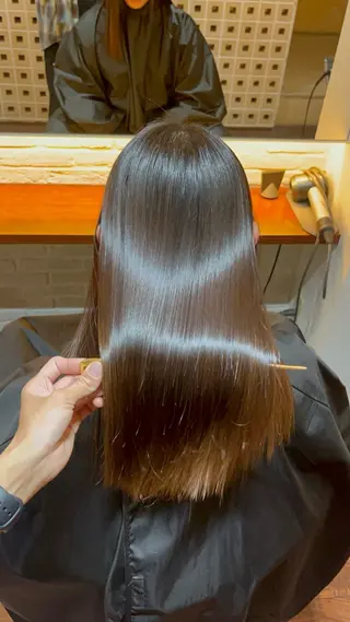 ロング CoCooN TAKUMAのヘアスタイル