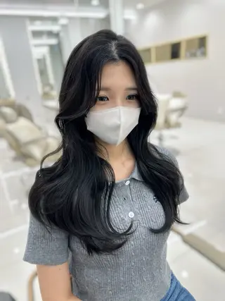 ロング 似合わせ/レイヤー /顔まわり/池田歩樹のヘアスタイル