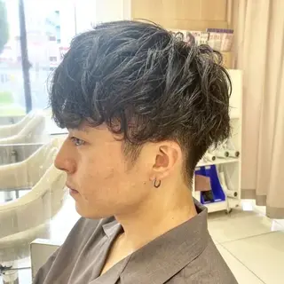 メンズ パーマ 渡辺 愛枝/艶カラー🩵のヘアスタイル