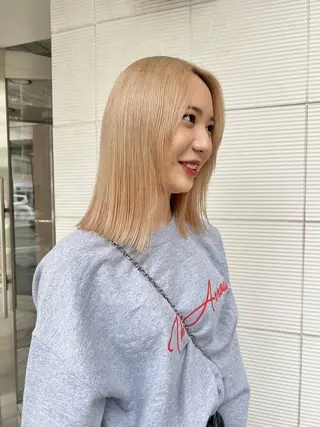 ミディアム カラー ツガミ リナのヘアスタイル