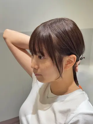 ミディアム SALOWIN新宿三丁目【サロウィン】所属・レイヤー🔶髪質改善 🔶透明感カラー青木のヘアスタイル