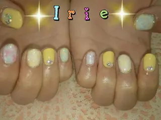ネイル Hair salon Irie所属・與儀 知佳のネイルデザイン