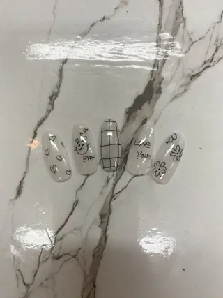 ネイル はあとねいる板橋ときわ台店所属・Nozomi はあとねいるのネイルデザイン