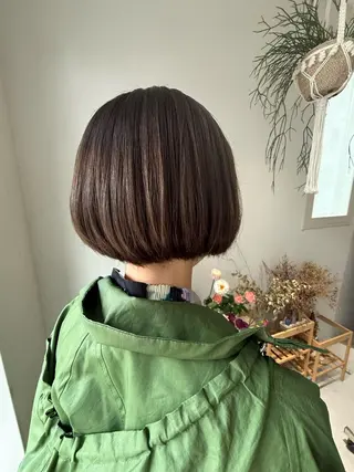 ショート カラー 🎀花屋併設サロン 荘司まゆり🎀‪‪のヘアスタイル