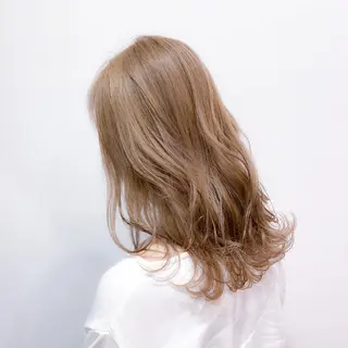 セミロング カラー TONE所属・透明感カラー/ 韓国ヘア/縮毛矯正のヘアスタイル