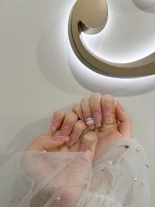 ネイル Raviy福岡店所属・manoka .のネイルデザイン