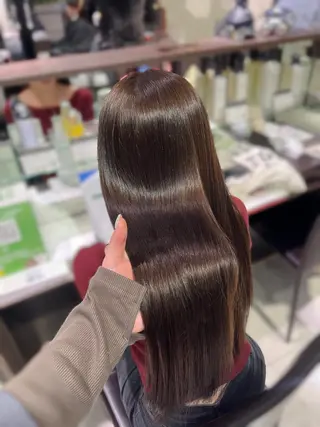 ロング レイヤー×艶髪🤎. 𝜗𝜚hitomiのヘアスタイル