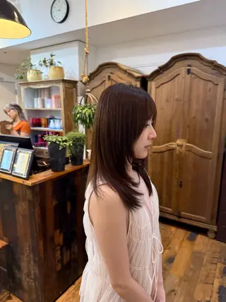 セミロング 川口開世 cutのヘアスタイル