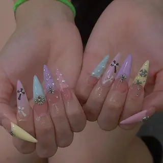 ネイル Queen's ゆなのネイルデザイン