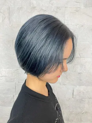 ショート 圧倒的美髪ストレート ツダケイタロウのヘアスタイル