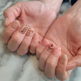 ネイル ジェヌインネイル 河内のネイルデザイン