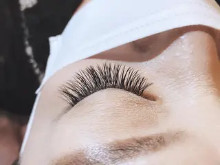 マツエク・マツパ hairdressing salon　mulum所属・Kasumi 店長のマツエク・マツパデザイン