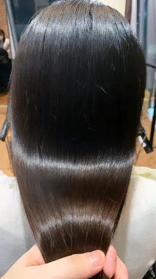 ロング 韓国🇰🇷レイヤー 映える顔周り🩷のヘアスタイル