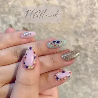 ネイル TASH nailのネイルデザイン