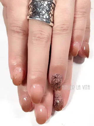 ネイル atelier la vita所属・lavita. mimuraのネイルデザイン