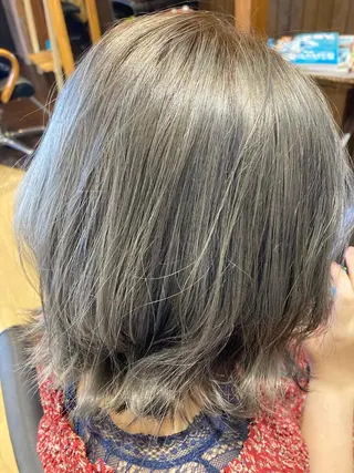 カラー ルミ エールのヘアスタイル