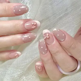 ネイル T. Leeのネイルデザイン