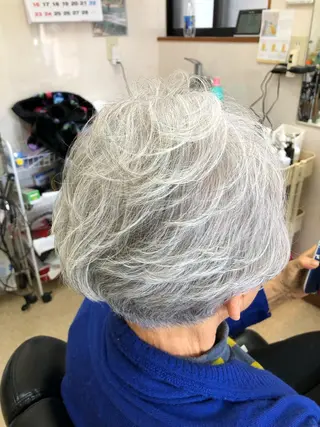 パーマ ヘアサロン モカ所属・石塚 浩のヘアスタイル