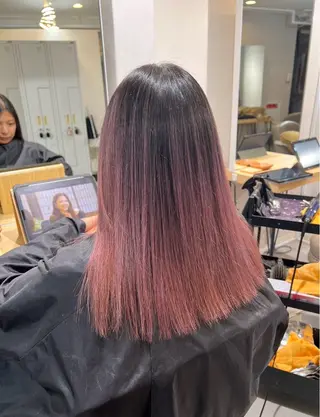 ミディアム カラー ROBIN所属・指名数No.1 /NAOYAのヘアスタイル