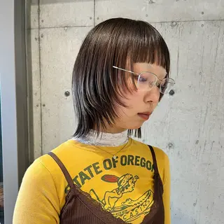 ショート カラー ハイトーン/レイヤー ハッシュカット/牧原のヘアスタイル