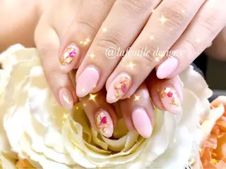 ネイル サロンドラフィーユ LAFEUILLEのネイルデザイン