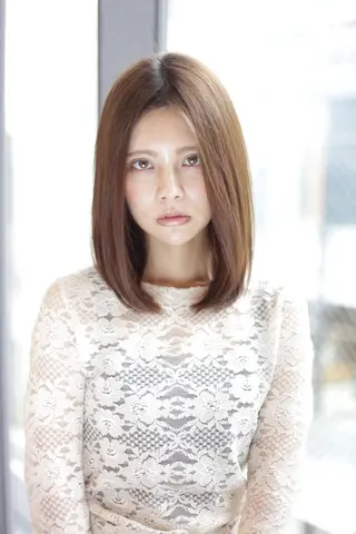 ミディアム 宮内 真乃のヘアスタイル