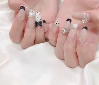 ネイル Hina 池袋 長だしチップ専門店のネイルデザイン