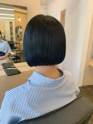 ショート yupi🐈‍⬛ レイヤー/パーマのヘアスタイル