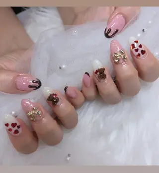 ネイル Salon　Lisia所属・Salon Lisiaのネイルデザイン