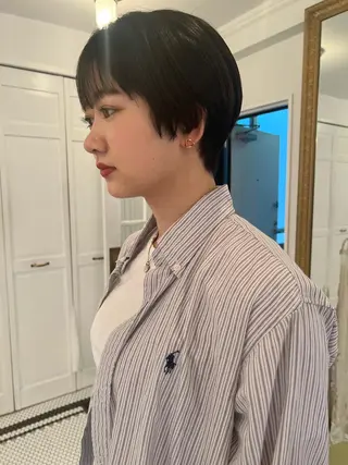 ショート ブリーチカラー🎀 韓国風/寺門美優のヘアスタイル