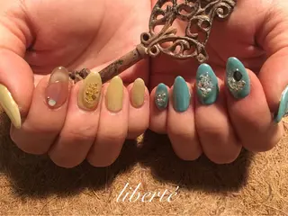 ネイル liberté (リベルテ)のネイルデザイン