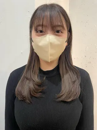 カラー オラプラノ所属・與那覇 有紗のヘアスタイル