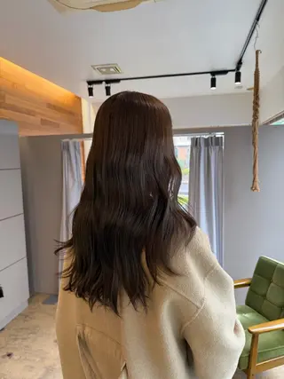 カラー ayano/ 艶カラー/韓国風のヘアスタイル