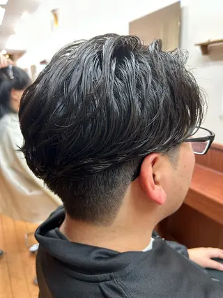 パーマ メンズ ルキ🌈ブリーチカラ ー&メンズパーマ🦄のヘアスタイル