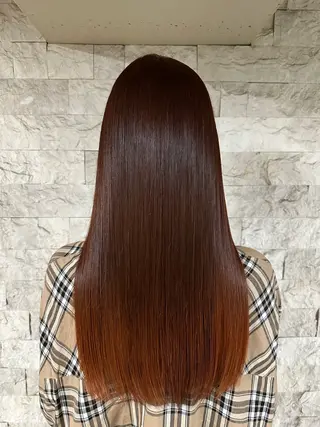 ロング Respia所属・早坂 匠/酸性ストレートのヘアスタイル