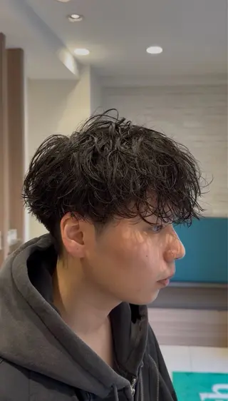 パーマ メンズ 山本 侑平のヘアスタイル