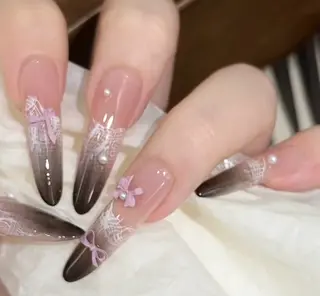 ネイル NiNa ビューティーサロン所属・Ni Naのネイルデザイン