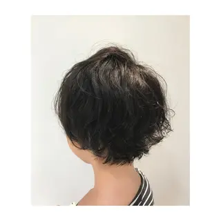 ショート カラー パーマ 若林 美由希のヘアスタイル