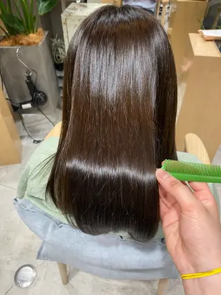 セミロング es Hair Make Space所属・KAREN／ 武蔵小山/自由が丘のヘアスタイル