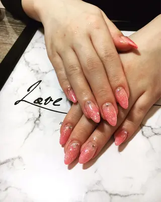 ネイル LOVE NAIL 💕Sonoのネイルデザイン