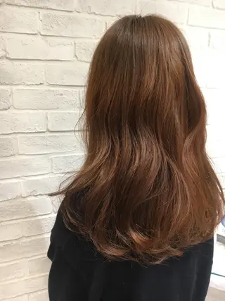 カラー 江原 彩華のヘアスタイル