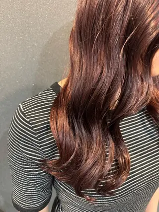 セミロング カラー ワタナベ テルマサのヘアスタイル