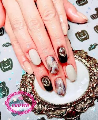 ネイル CROWN プライベートサロンのネイルデザイン
