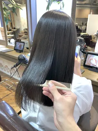 セミロング カラー 髪質改善くすみカラー 🍀/石川大輔のヘアスタイル