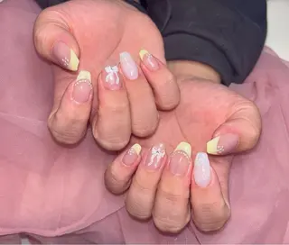 ネイル 𝐁𝐞𝐥𝐥 𝐦𝐞のネイルデザイン