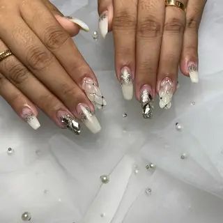 ネイル Ciel所属・岩田 麻里奈のネイルデザイン