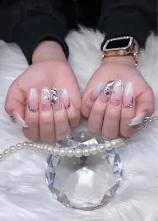 ネイル Kobayashi Komugiのネイルデザイン