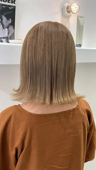 セミロング カラー 顔周りレイヤー 🎀マリノのヘアスタイル