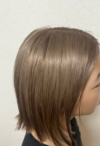 ミディアム na tsukiのヘアスタイル