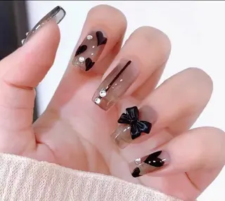 ネイル H3 Nail Tsuki🦋💙のネイルデザイン